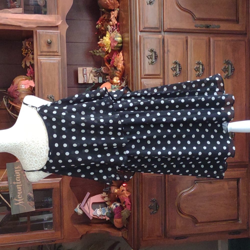 Shelby & Palmer strapless dress. Size 16.